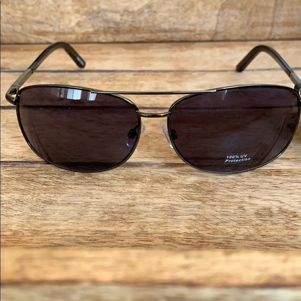 Sears men’s classic sunglasses 100% UV protection